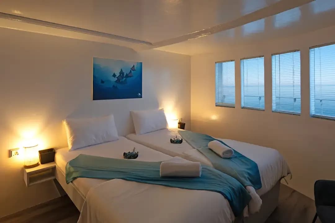 Luxury Cabin Upper Deck
