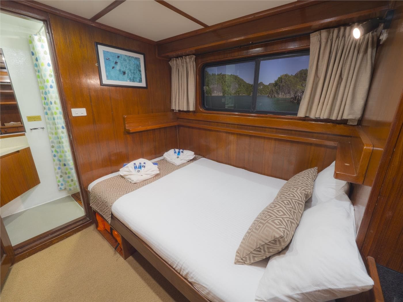 Deluxe Cabin Main Deck