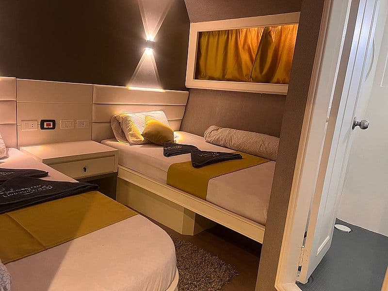 Standard Upper Cabin