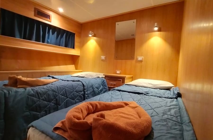 Twin Cabin