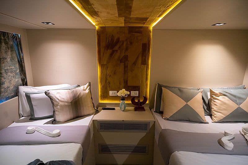 Upper Deck Standard Plus